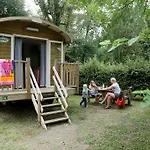Le Nid Du Parc Campsite Villars-les-Dombes
