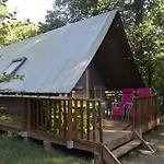 Campsite Le Nid Du Parc Villars-les-Dombes