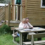 Le Nid Du Parc Campsite 4*