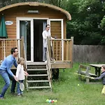 Le Nid Du Parc Campsite 4*