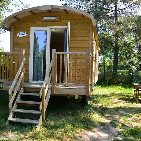 Le Nid Du Parc Campingplatz 4*