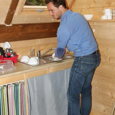 Campingplatz Le Nid Du Parc Villars-les-Dombes