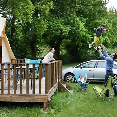 Campsite Le Nid Du Parc Villars-les-Dombes